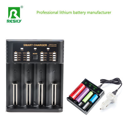 acheter 4.2V Chargeur de batterie rechargeable 4 fentes 500mA 1A 2A pour batterie cylindrique Li-ion online manufacture