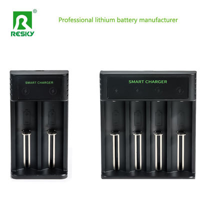 acheter Chargeur de batterie USB rechargeable 5V 2A 4 fentes pour batterie 3,7V 1,2V online manufacture